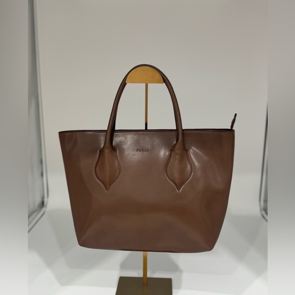 Furla Handbags - Furla Brown Leather Zip-Top Tote Satchel Handbag Made in Italy 14” Work Tote GUC